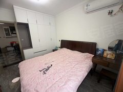 新沂建邺路锦绣华庭明珠花苑电梯房三室两厅一卫精装拎包入住1400，每月出租房源真实图片