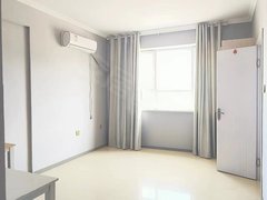 开发区 中杰新城 客卧分离 单身公寓 年租金1.5万