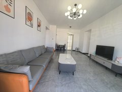 海口龙华金宇甄实房源 可短租租金月付 龙湖天街旁坡博家园精装4房拎包入住出租房源真实图片