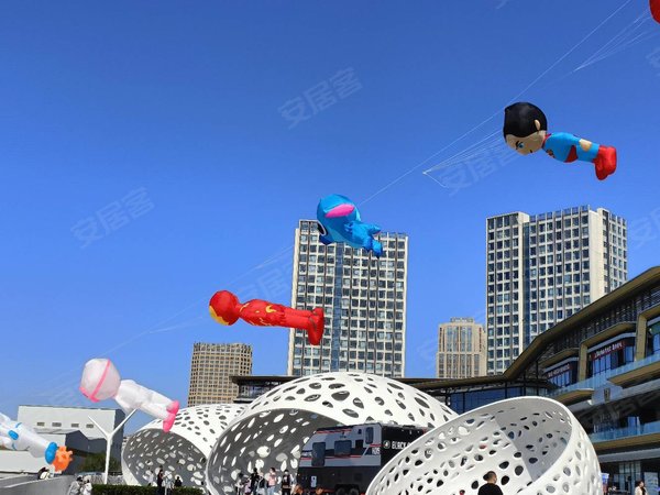 威海经区皇冠华发新天地威海华发新天地复试一线海景 复试公寓可短租
