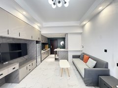 商丘睢阳万达广场万达旁 精装一室一厅 纯南户 干净整洁 领包入住密码锁随时看出租房源真实图片