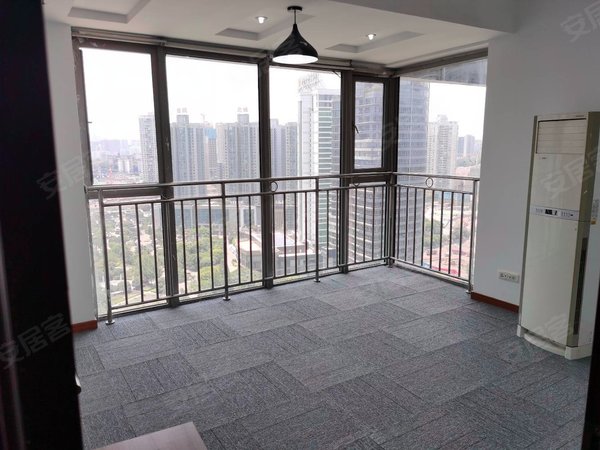 重庆江北观音桥红鼎国际名苑观音桥步行街大融城楼上红鼎国际a座朝