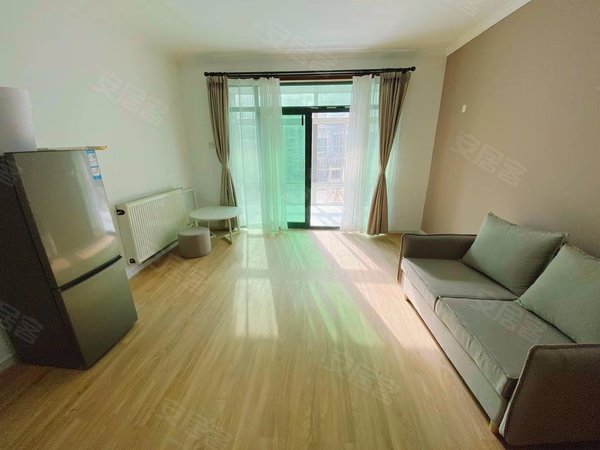 北京大兴旧宫幻星家园旧宫地铁三居双卫130平精装主卧随时看房入住