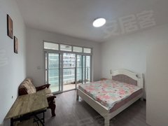 贵阳云岩头桥黔春路地铁口,月付,无中介,配床帘,下楼就是地铁口有厨房出租房源真实图片