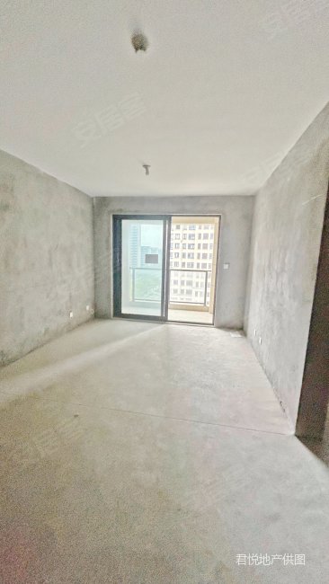 鑫控吴越学府商圈成熟次新房近正规商品房小三房