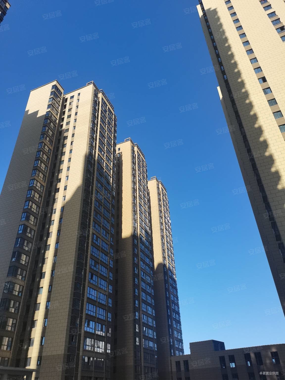 南北通透,双气到户,海棠湾二手房,75万,4室2厅,2卫,121平米-西安安居