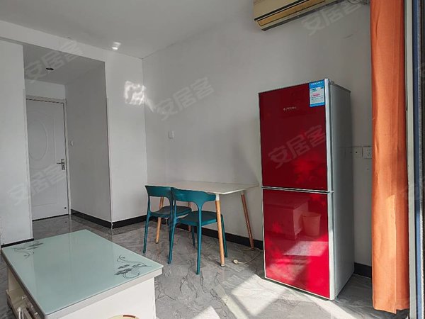 上海浦东川沙心圆西苑爱需要有个温暖温馨的小窝来承载,洒满阳光的