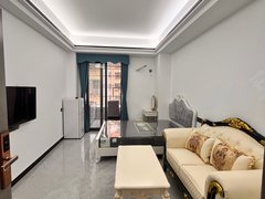 揭阳普宁南平路商品城附近欧式单间，一房一厅 多个户型出租房源真实图片