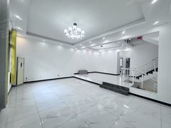 固安孔雀城孔雀大道5300！孔雀城秋月园联排，带100平大地下室可办工。出租房源真实图片