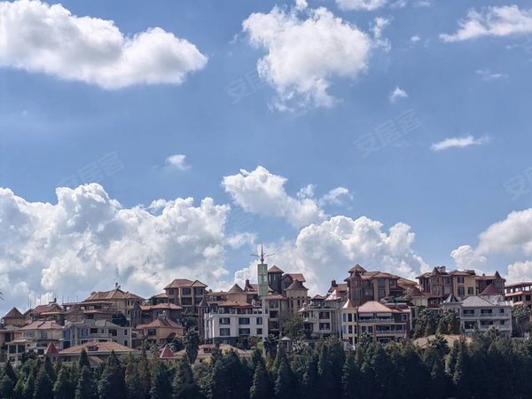 昆明呈贡建工新城世林国际别墅经开区林溪路双拼别墅出租出租房源真实