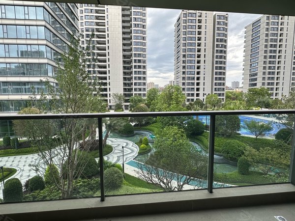 杭州滨江西兴滨江御滨府西兴滨江.