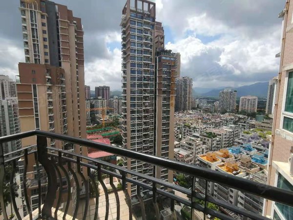 深圳福田皇岗皇庭彩园皇庭彩园 2室1厅1卫 南北通透 67平 精装修出租