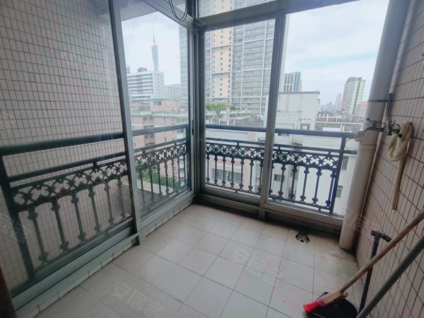 广州海珠新港西愉景雅苑吉屋可自配家私电器 采光超好 随时看房 等你