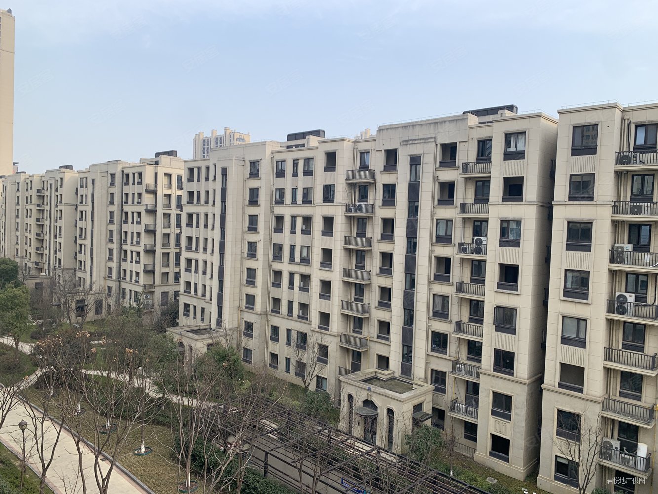 鑫控吴越学府4室2厅2卫121㎡南北230万