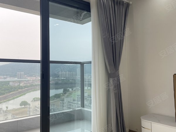 【多图】世纪江湾,诸暨市区租房,出租高档小区世纪江湾江景房四室两厅