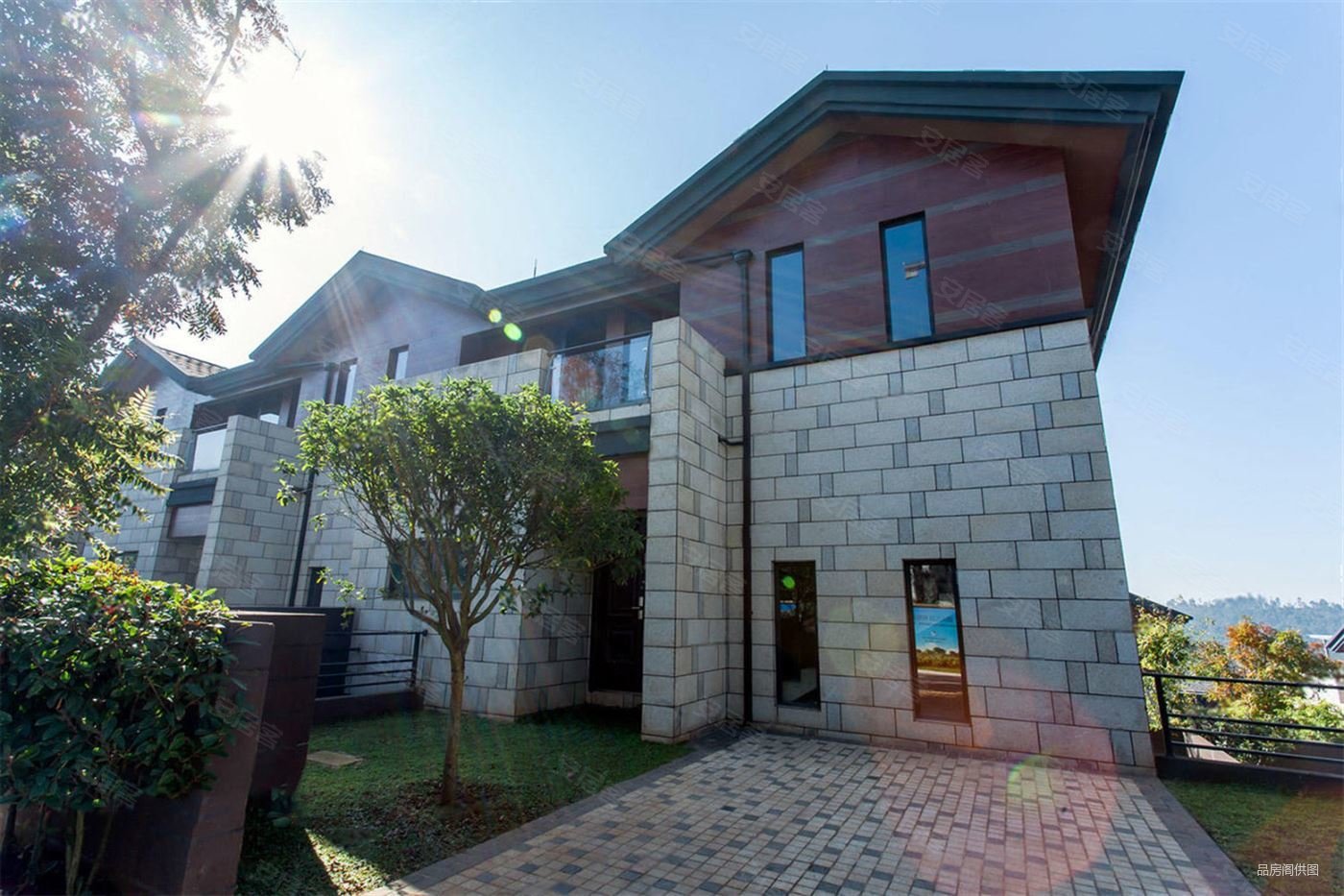 昆明二手房 安宁二手房 太平新城二手房 俊发玉龙湾(别墅)