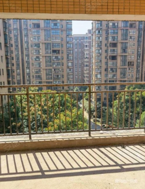 长沙房产网>长沙二手房>天心二手房>省政府二手房>星城荣域>499_650竖