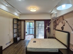 一线湖景洋房 上海湾精装1居室 拎包入住1400 随时看房