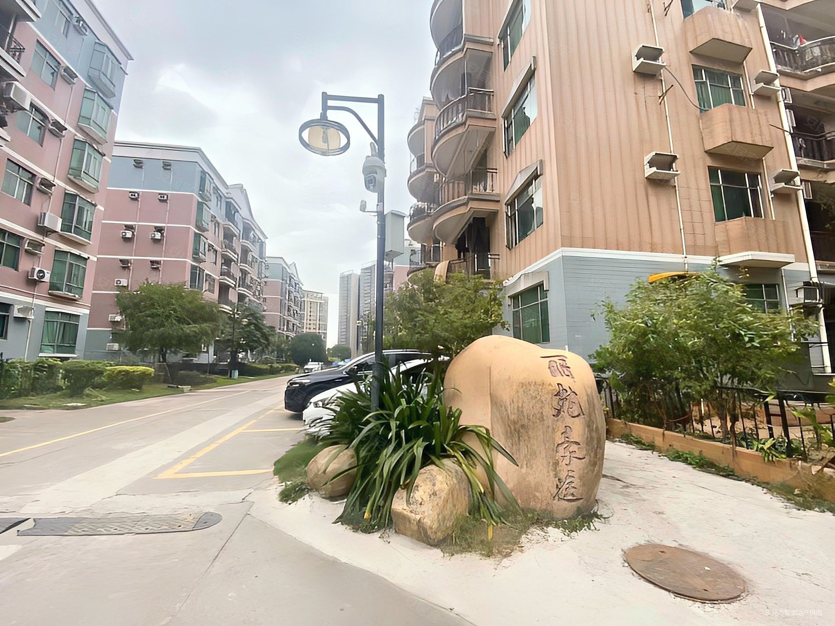 新丽城花园电梯三房两卫户型方正采光好家私电器全附送