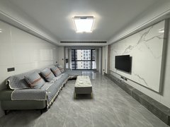 仙桃干河干河城区满庭春，精装三房，家电齐全，拎包入住，房源真实出租房源真实图片