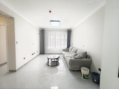 乌鲁木齐沙依巴克雅玛里克山精装首租好房！好停车中泰雅居旁雅山公园旁！电梯两室出租房源真实图片