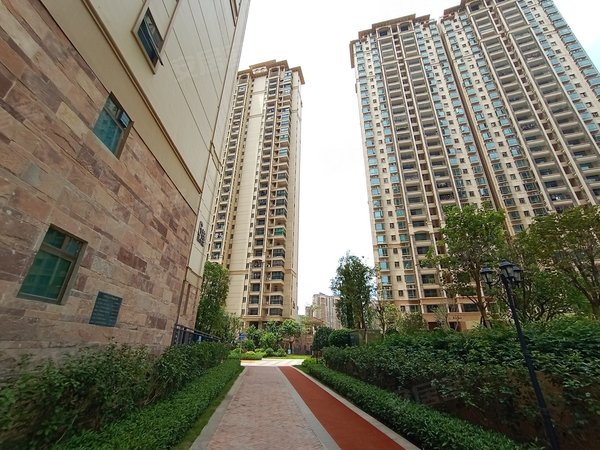 南宁青秀凤岭北江宇阳光城江宇阳光城 3室2厅2卫 电梯房 配套齐全