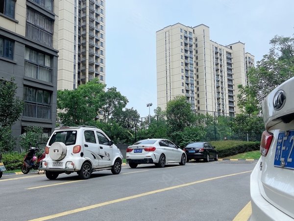 苏州相城渭塘东方时代广场(商住楼)东方时代广场精装一室一厅一卫出租