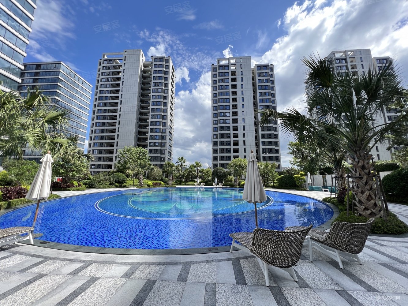 滨江御滨府(公寓住宅)4室2厅2卫127.65㎡南800万