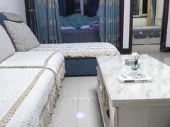 七台河桃山桃山公园月租万宝4楼，两室一厅，拎包入住，月租2000出租房源真实图片