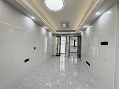 深圳光明光明光明高铁站旁 凤凰茶林花园 2室2厅1卫 急租房源 电梯房出租房源真实图片