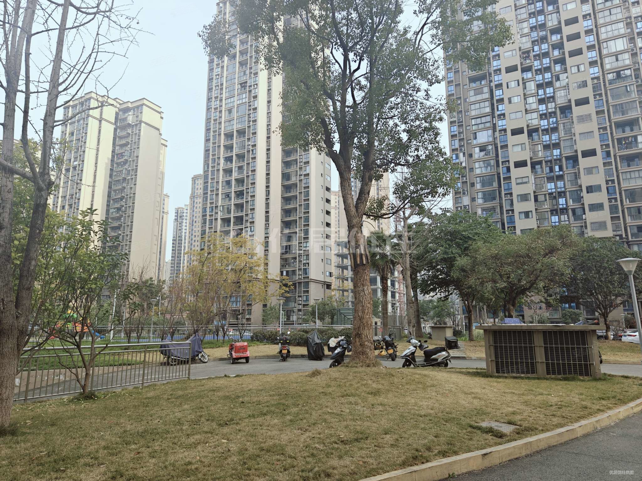 南北通透70平电梯房2室环山国际诚心出售价格可议