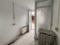 北京东城东四东城区北新桥东四十条可洗澡门口有卫生间随时出租房源真实图片