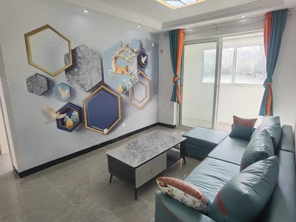 上海浦东惠南民乐城丽冬苑16号线惠南地铁站,两室两厅一卫出租房源