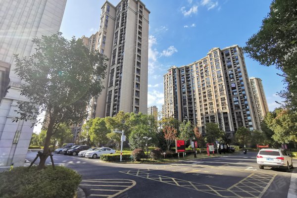 上海二手房 汤臣臻园 > 马晓柱解读汤臣臻园小区设施