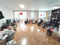 北京大兴大兴周边新上大三居 家具家电齐全 包物业取暖 交通便利出租房源真实图片