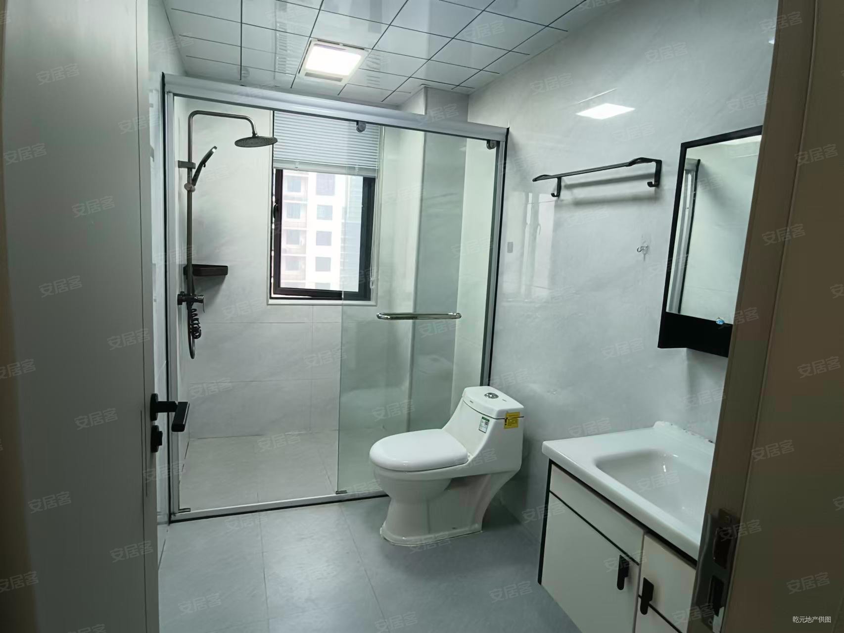 复兴苑3室2厅2卫98㎡南北65.5万