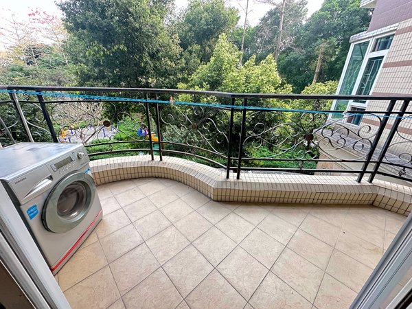 广州海珠广州塔帝景华苑帝景华苑 带80平大露台 可望广州塔 南北对流