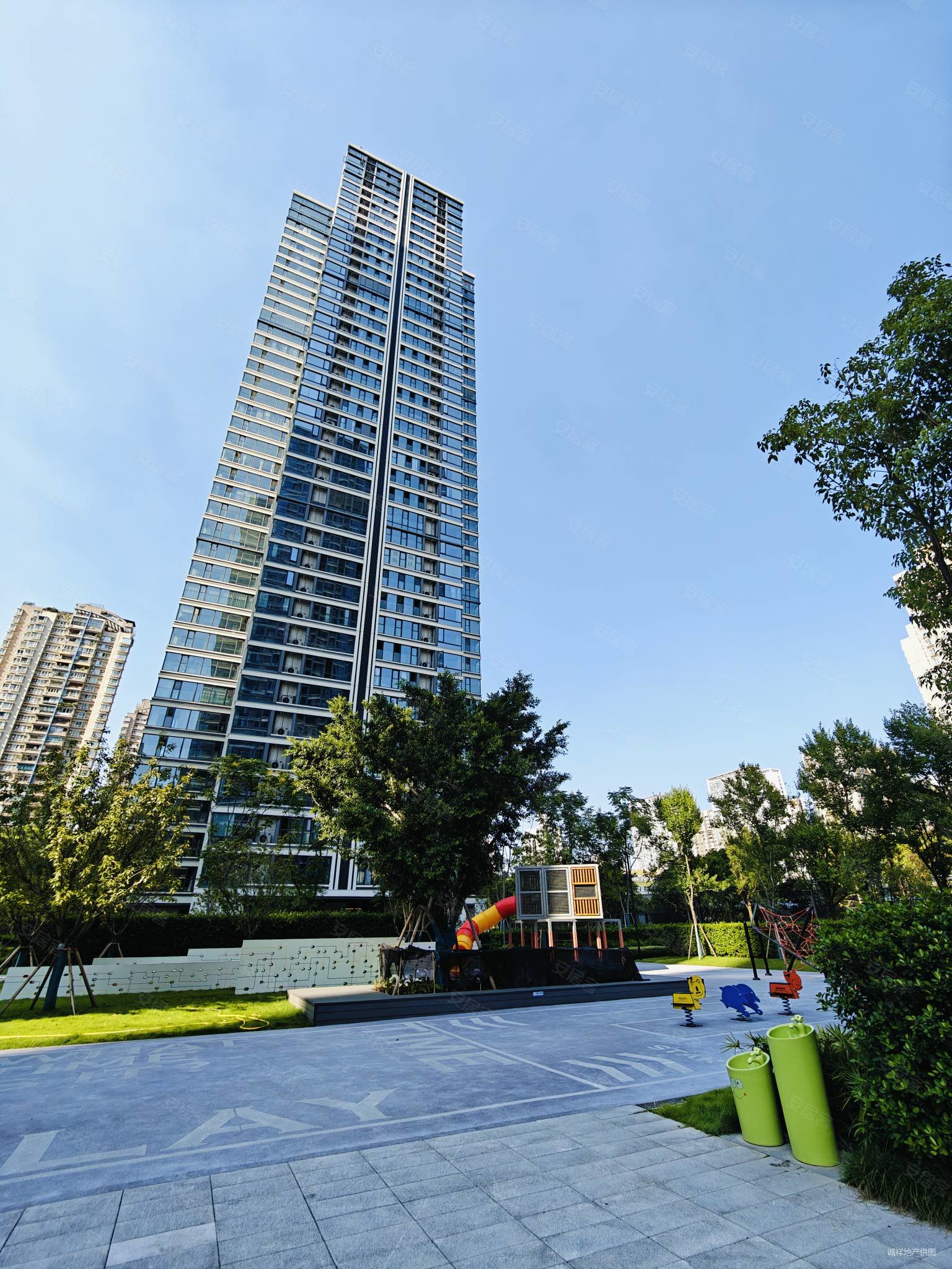 凯德九章(一期)4室2厅3卫182.65㎡南400万