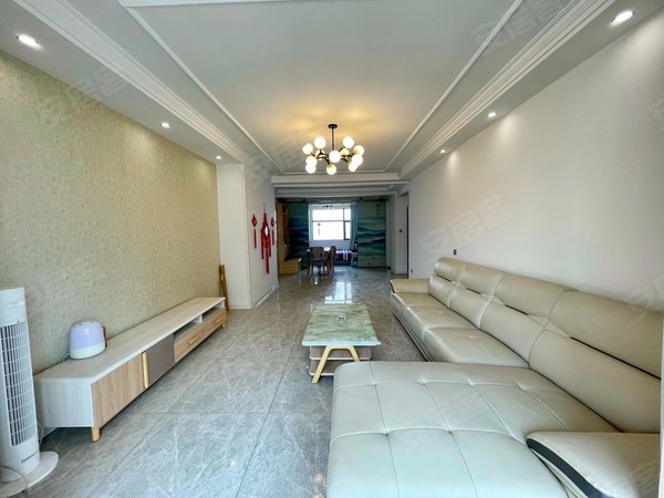 太原万柏林长风商务区太化蓝月湾新上!