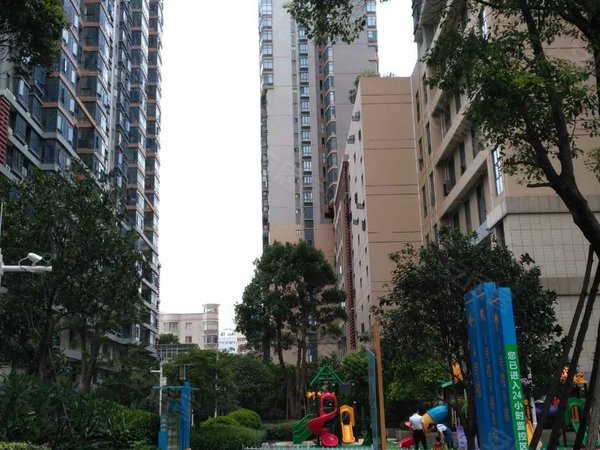 【多图】东海湾太古广场(一期),东海湾租房,二院附近 单间带阳台 短租