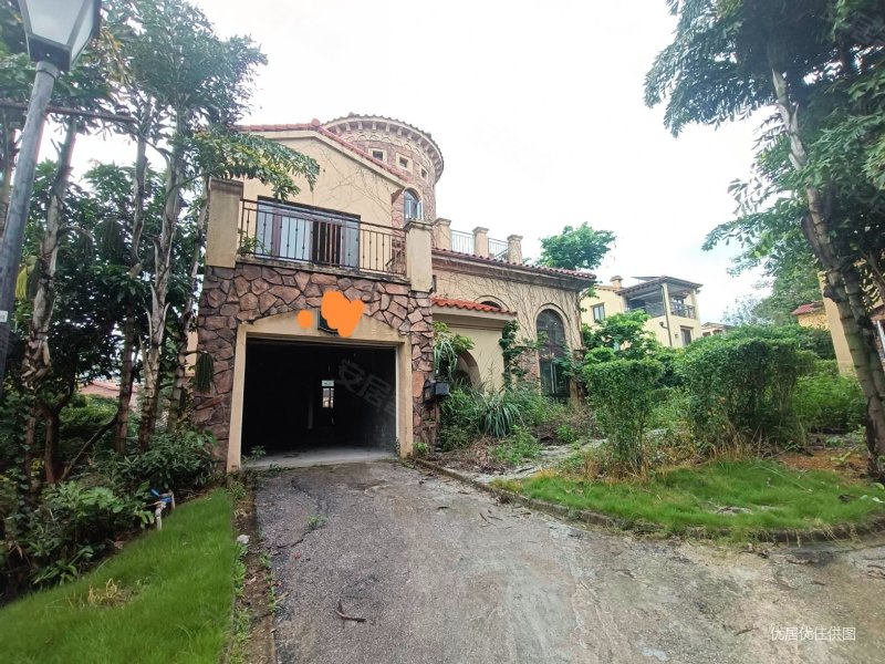 嘉和城独栋别墅,带前后大花园