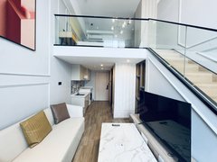 顺德龙江亚洲国际家具材料交易中心顶层南向豪华中空复式,全屋订制家私拎包入住,采光通风极好出租房源真实图片