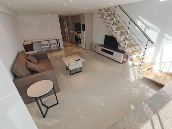 昆明官渡海伦国际海伦国际曼哈顿广福路边海乐世界楼上 复式公寓 两室