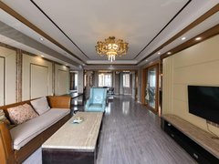 重庆渝中大坪大坪英利国际旁时代新都精装三房,出行生活方便出租房源真实图片