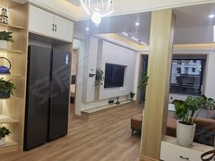 林芝巴宜民俗步行街工布天街二期三室两厅两卫精装出租，家具家电齐全领包入住即可出租房源真实图片