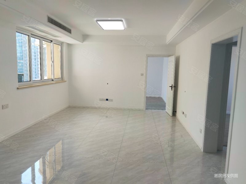 大闻丽都苑新挂牌高区3房二梯四户南北通户型间间明亮