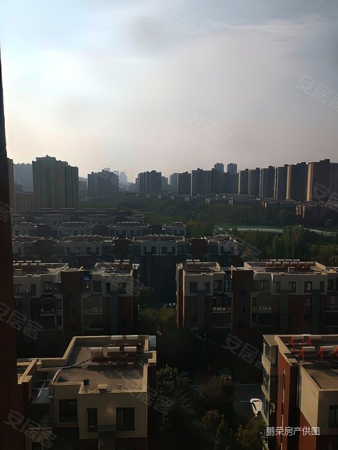 精装套二 前排好楼层视野亮堂 满五 区环境好,银盛泰星河城(三期)二手