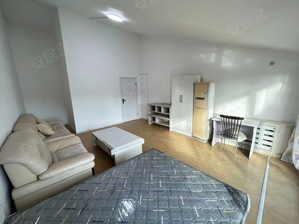 大连沙河口西安路振工街小区超大空间南向带阳台 近西安路 联合路 长江路 包网押一付一出租房源真实图片