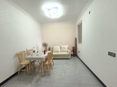 桂林临桂西城大道美好家园精装修小俩房,2台空调拎包入住1050包物业出租房源真实图片