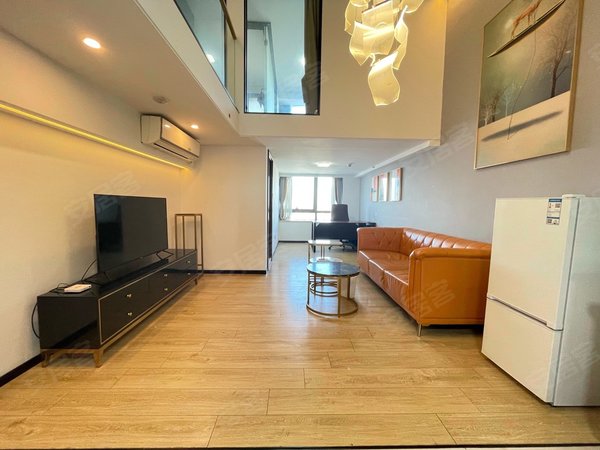 深圳龙华民治龙光玖钻龙华红山地铁口复式公寓,高楼层,电梯位置,适合